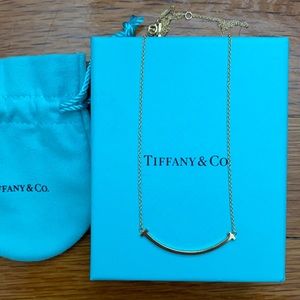 Tiffany smile pendant yellow gold small